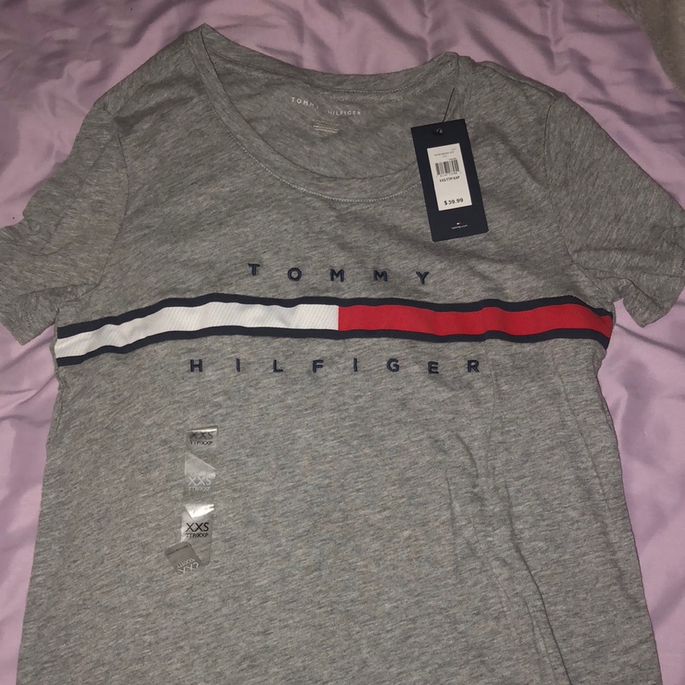 Grey Tommy Hilfiger T shirt